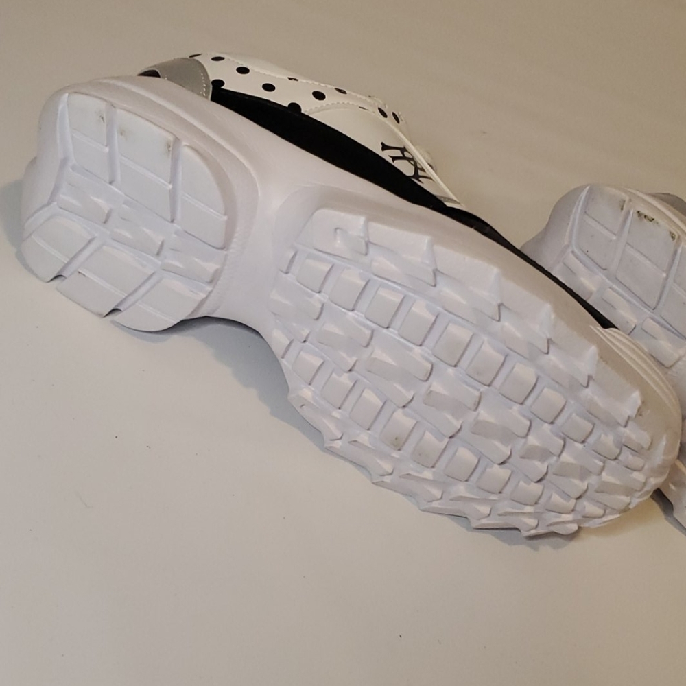 Shoes - Picture 3 of 3